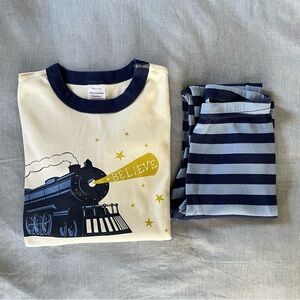 Hanna Andersson Polar Express Pajamas - Kids Size 8 - Excellent Condition